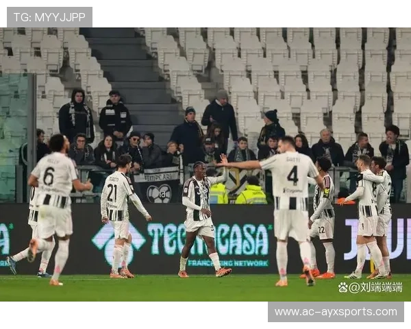 尤文角球变化制造了门前绝佳抢点